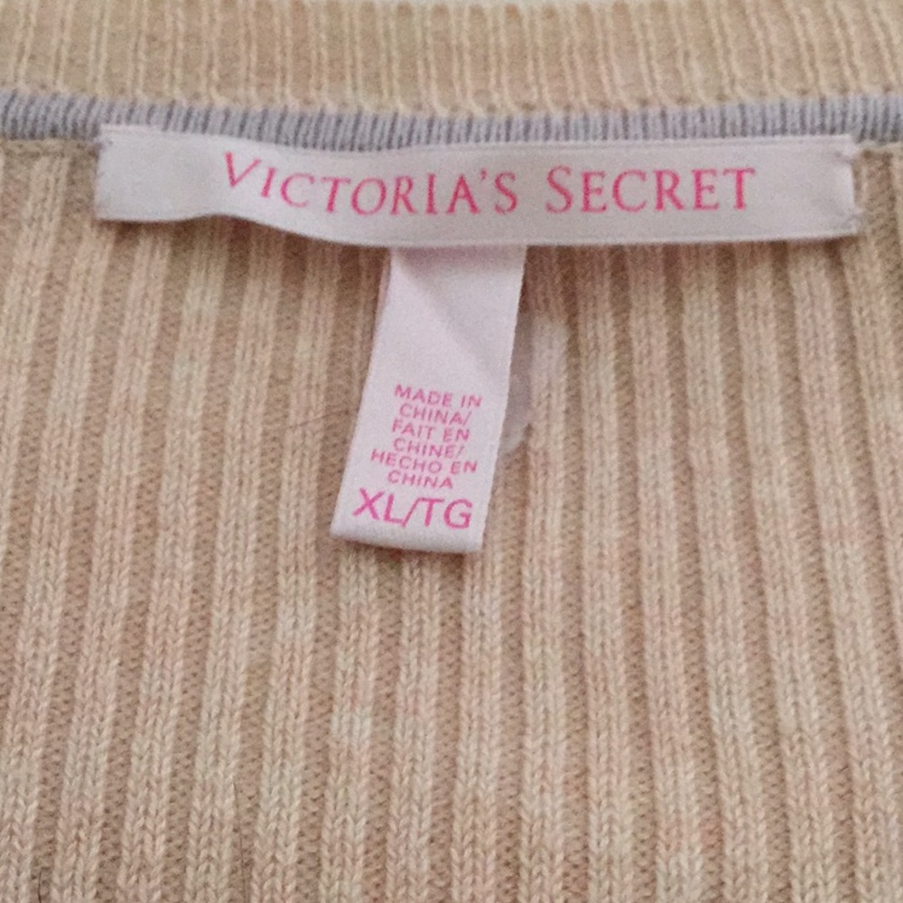 Victoria’s Secret XL Crew Neck Long Sleeve Sweater - Picture 4 of 4